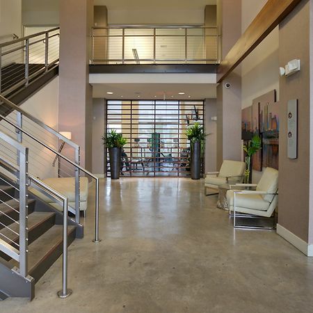 Locale Lakeshore Austin Exterior foto